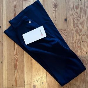 Lululemon Woman’s Groove HR Nulu Flared Pant *Short Length NWT